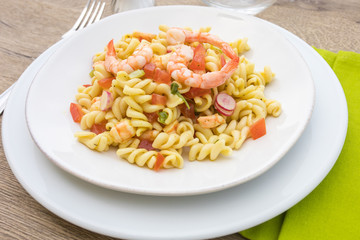 salade de pâtes aux crevettes