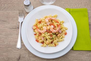 salade de pâtes aux crevettes