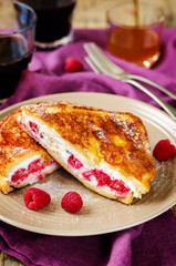Ricotta raspberry stuffed French Toasts with fresh raspberries
