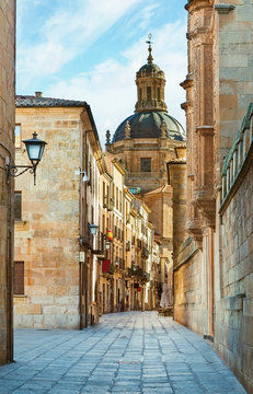 Fototapeta Beautiful, narrow streets in Salamanca