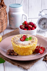 Strawberry sponge cake with fresh fruits decoration