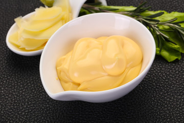 Cheese sauce in the bowl