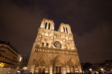 Fototapeta na wymiar Notre Dame Cathedral
