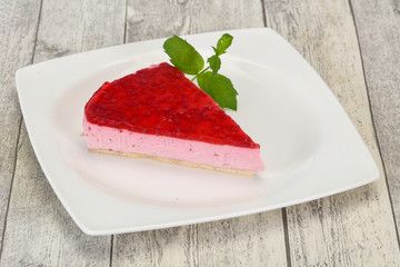 Soft Raspberry cheesecake served mint