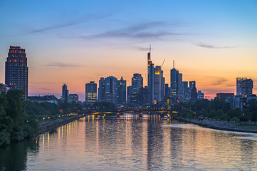 Fototapeta na wymiar Skyline Frankfurt city sunset