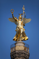 Obraz premium Goldelse der Siegessäule in Berlin