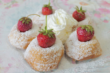 MIni Cakes with Strawberries isolated on a Colorful Background