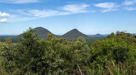 Glass House Mountains – Views from the Lookout