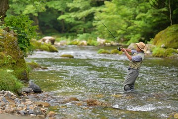 初夏・渓流フィッシング