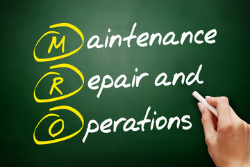 MRO - Maintenance, Repair, and Operations acronym, business concept on blackboard - obrazy, fototapety, plakaty