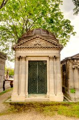 Fototapeta na wymiar Père Lachaise Cemetery in Paris