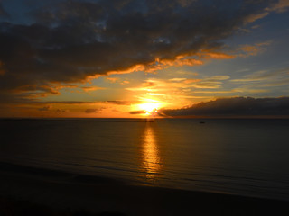 Fototapeta na wymiar coucher de soleil boulogne sur mer les hauts de france