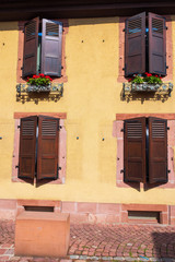 Fototapeta na wymiar Typische Hausfassade im Elsass/Frankreich