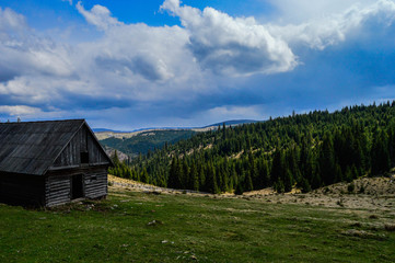 Fototapeta na wymiar The Transylvanian scenery of the Carpathian mountains