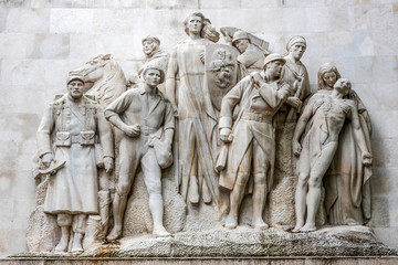 France, 16th arrondissement of Paris, Trocadero district, Place du Trocadero et du 11 novembre, "à la gloire de l'Armee francaise 1914-1918" war memorial created by Paul Landowski (20th century)