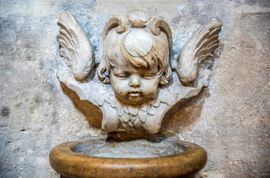 France, 4th arrondissement of Paris, Ile Saint-Louis, Saint-Louis en l'Ile Church, stoup (19th century)