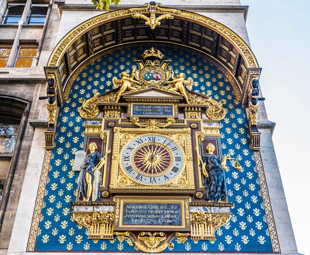 France, Paris, 1st arrondissement, Ile de la Cite, Tour de l'Horloge of the Palais de la Cite (14th century), bas-relief by Germain Pilon (allegorical figure of Justice)
