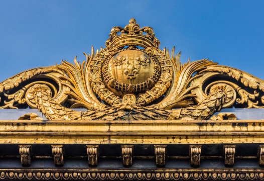 France, Paris, 4th arrondissement, Ile de la Cite, gate of the Palais de Justice (courthouse) seen from the Boulevard du Palais