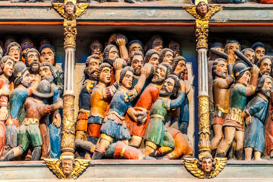France, Bretagne, Crozon, church Saint Pierre, details of the altarpiece representing the ten thousans martyrs (16 th century, Historical Monument), the disarmed soldiers are pushed towards the fire for their punishment