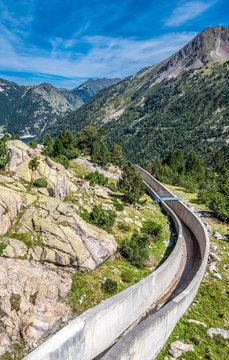 France, Hautes-Pyrenees, Haute Vallee d'Aure, spilway of the reservoir of the Cap de Long