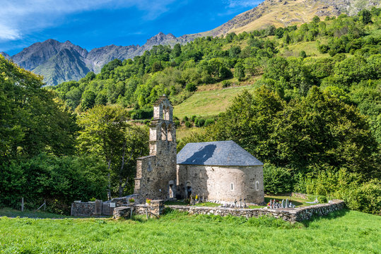 France, Hautes-Pyrenees, Vallee d'Aurec, Aragnouet Le Plan, Notre Dame de l'Assomption chapel also known as Chapelle des Templiers (Chapelle des Hospitaliers de Jerusalem) (12th-13th century) Saint James way (UNESCO World Heritage)