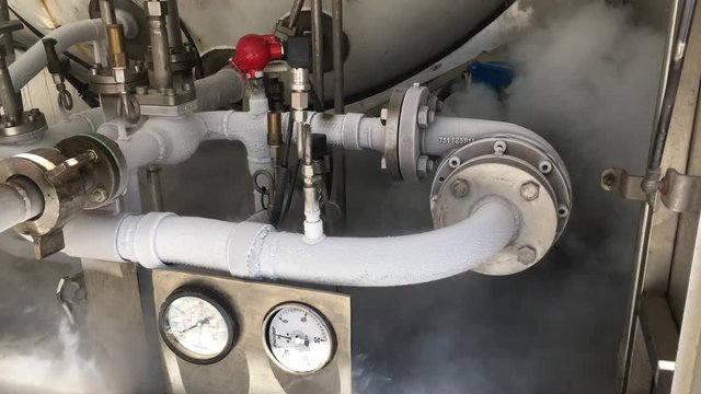 gas transfer from tanker to storage