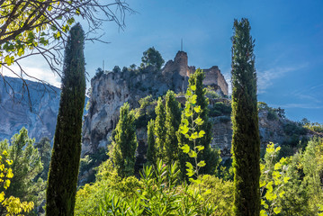 France, Provence, Vaucluse, pays des Sorgues, Fontaine de Vaucluse, the feudal castle of the bishops of Cavaillon (10th century)