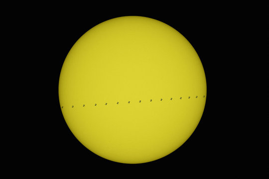 Seine et Marne. October 13, 2018, passage of the International Space Station in front of the Sun, from the Seine and Marne. The station is then more than 700 km away.