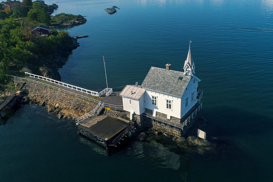 Europe, Norway, Nordland, Oslo, Oslo Fjord. Heggholmen lighthouse