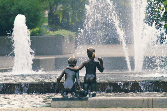 Norway, Oslo, Spikersuppa. Henrik Wergeland Statue