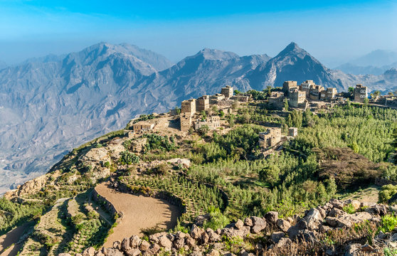 Middle East, Yemen, Center West, Jebel Harraz region (UNESCO World Heritage Tentative list), village and terrace cultivations (shooting 03/2007)