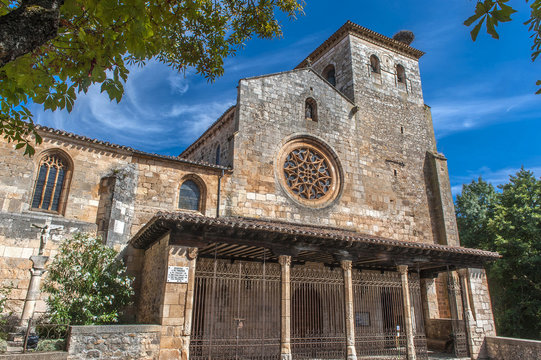 Spain, Autonomous community of Castile and Leon, province of Burgos, historical village of Covarrubias, Saint Cosme and Saint Damian collegiate church (Saint James way)