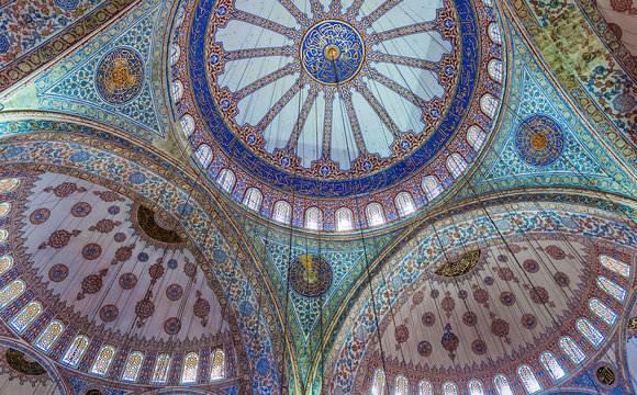 Turkey, Istanbul, domes of the Blue Mosque's prayer room (1616 by Mehmet Aga, his master was Mimar Sinan) (UNESCO World Heritage)