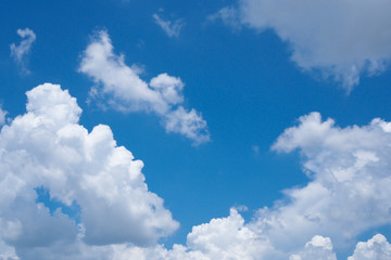 Naklejka na ściany i meble Beautiful white cloud in blue sky nature for background