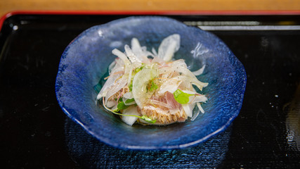 山里の温泉旅館の食事