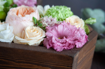 flower arrangement, mix of colors