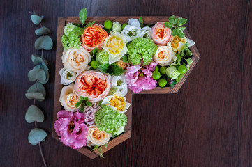 flower arrangement, mix of colors