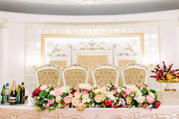 decoration of the banquet hall on the wedding day