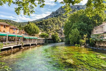Fototapeta premium Fontaine de Vaucluse in Provence