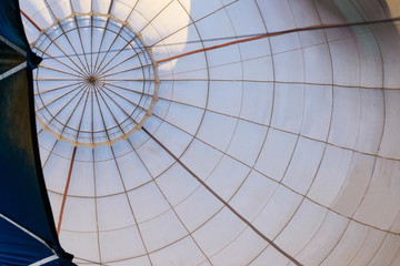 Naklejka premium Dome of the hot air balloon from the inside.