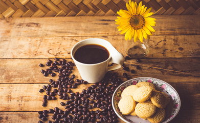 Black coffee milk cookies.
