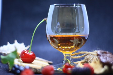 a glass of crystal with whiskey