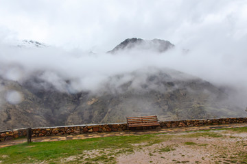 Fototapeta na wymiar Fog in the green mountains