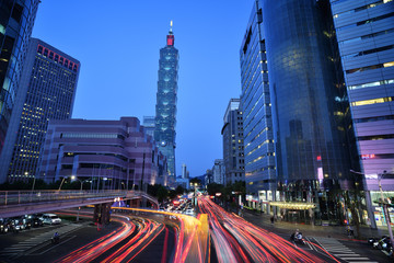 Night with lights of traffic in Taipei     