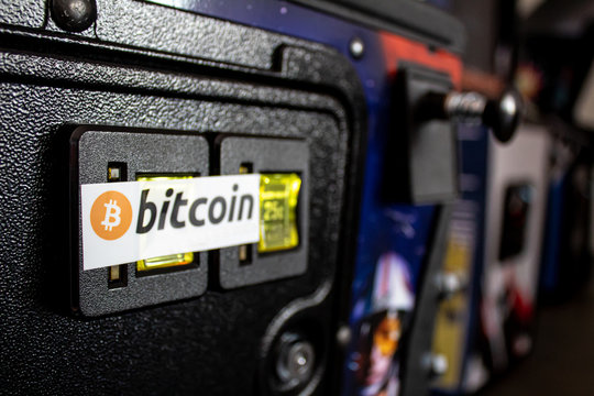Bitcoin Powered Pinball Machines in Arcade!
