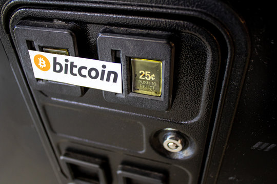 Bitcoin Powered Pinball Machines in Arcade!