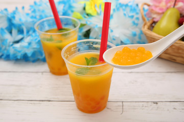 タピオカオレンジジュース