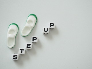 おもちゃの靴とSTEP　UPの単語