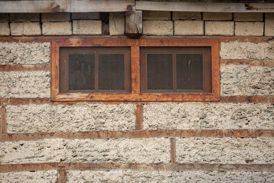 Ancient style wall , Dry mud and dirt wall with wood , composite wall