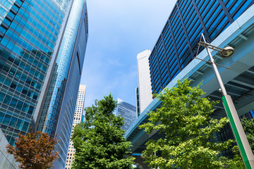 (東京都ｰ都市風景)青空の下の汐留ビル街２